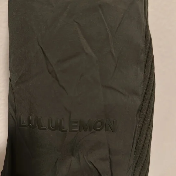 Lululemon city jacket - Picture 9 of 11